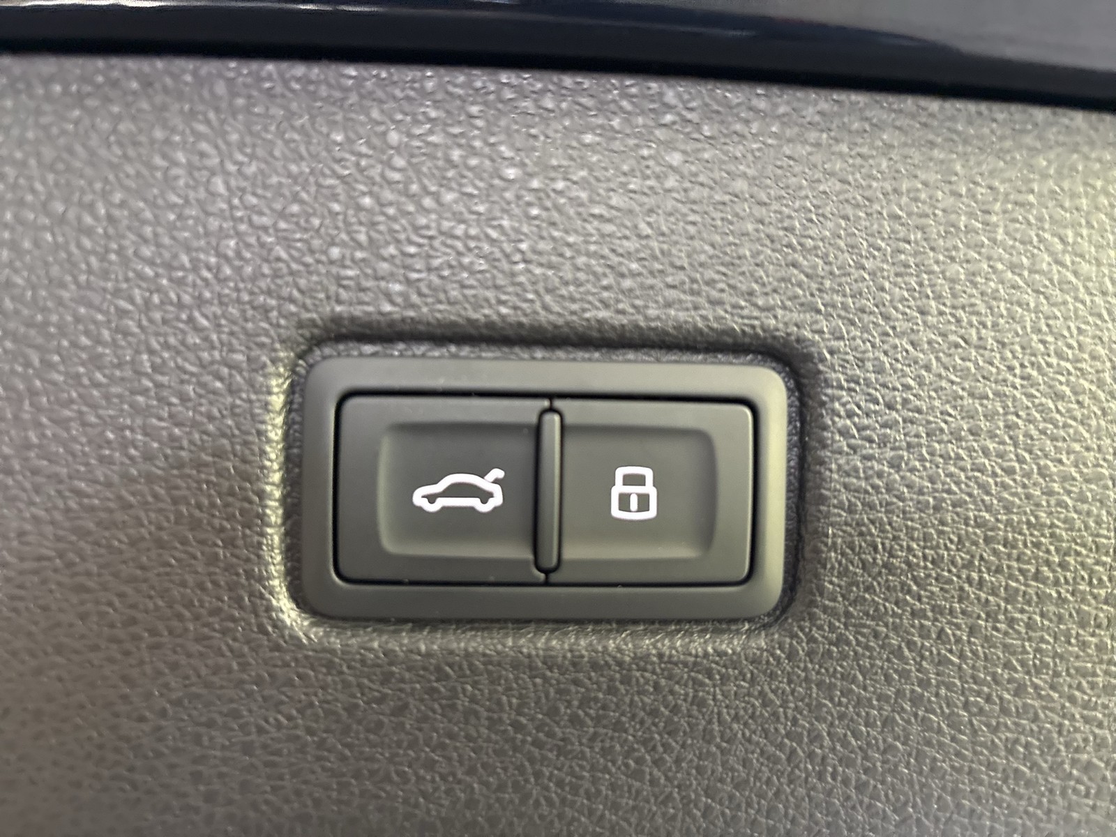 Audi Q7 quattro S LINE BUSINESS BLACKPAK STANDHZG AHK