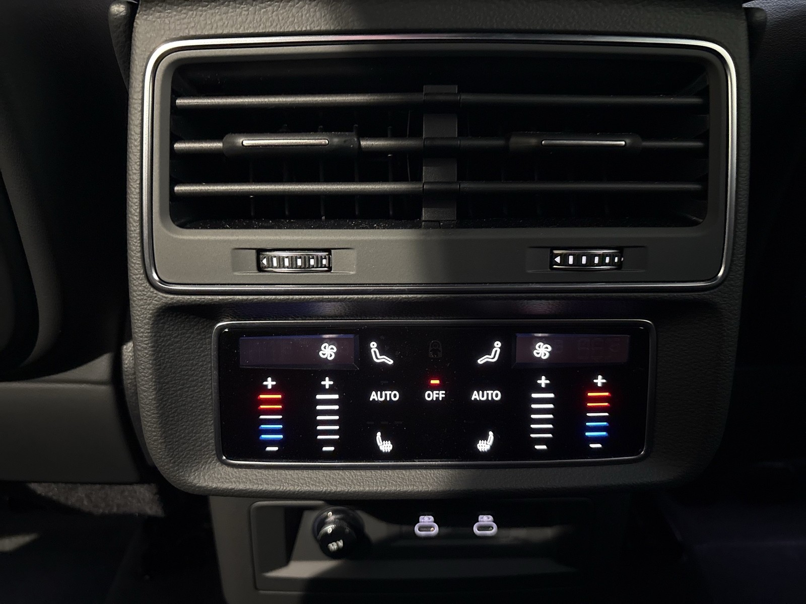 Audi Q7 quattro S LINE BUSINESS BLACKPAK STANDHZG AHK