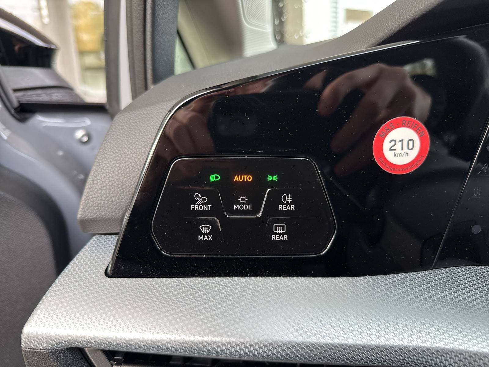 Volkswagen Golf VIII 1.5 HYBRID GOAL FACELIFT ACC LM17