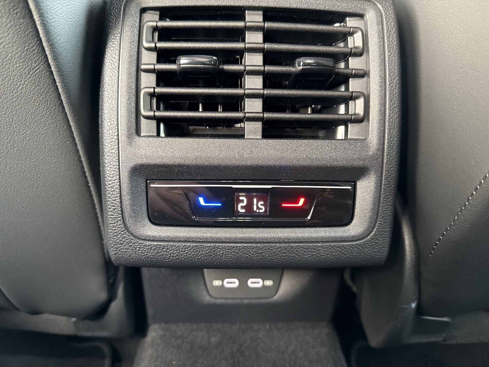 Volkswagen Golf VIII 1.5 HYBRID GOAL FACELIFT ACC LM17