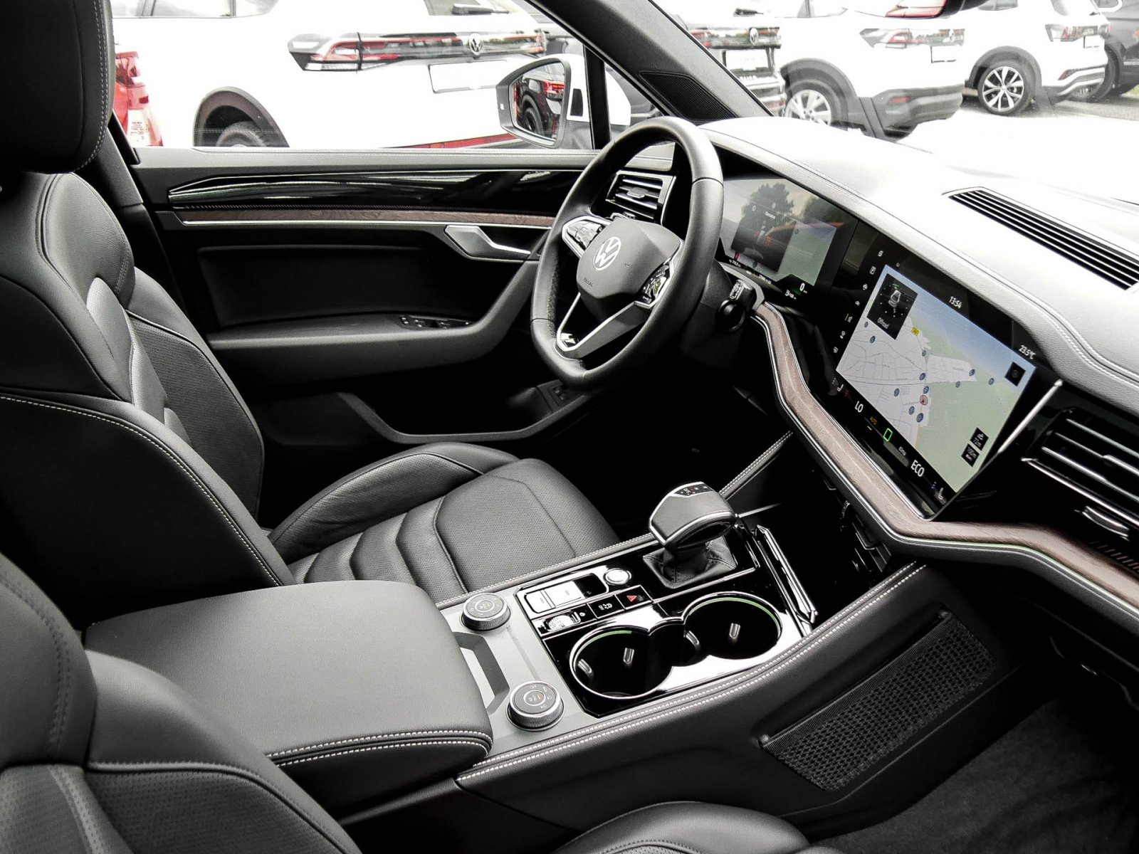 Volkswagen Touareg HYBRID ELEGANCE NEUESMODELL PANO CAM 21Z