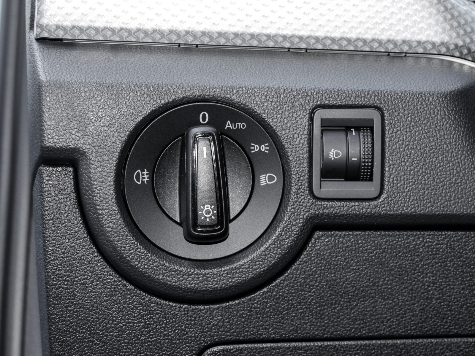 Volkswagen T-Cross 1.0 MOVE CAM ACC ALU NAVI SITZHEIZUNG