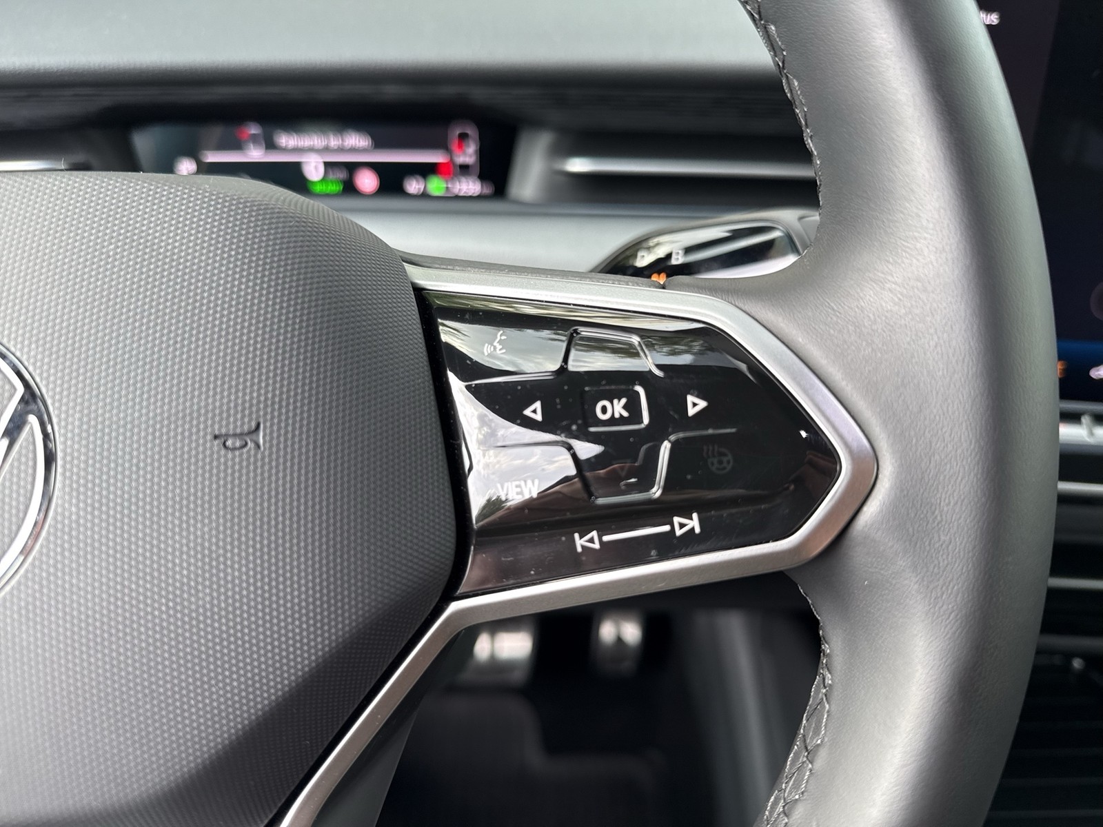 Volkswagen ID.7 Tourer PRO CAM ACC LM19 HEAD-UP CARPLAY