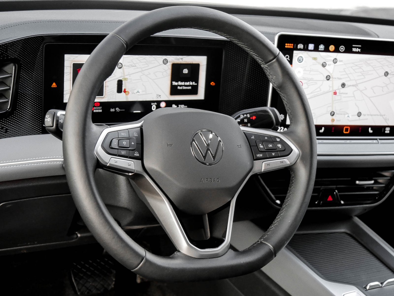 Volkswagen Passat Variant 1.5 HYBRID BUSINESS AHK CAM LM18