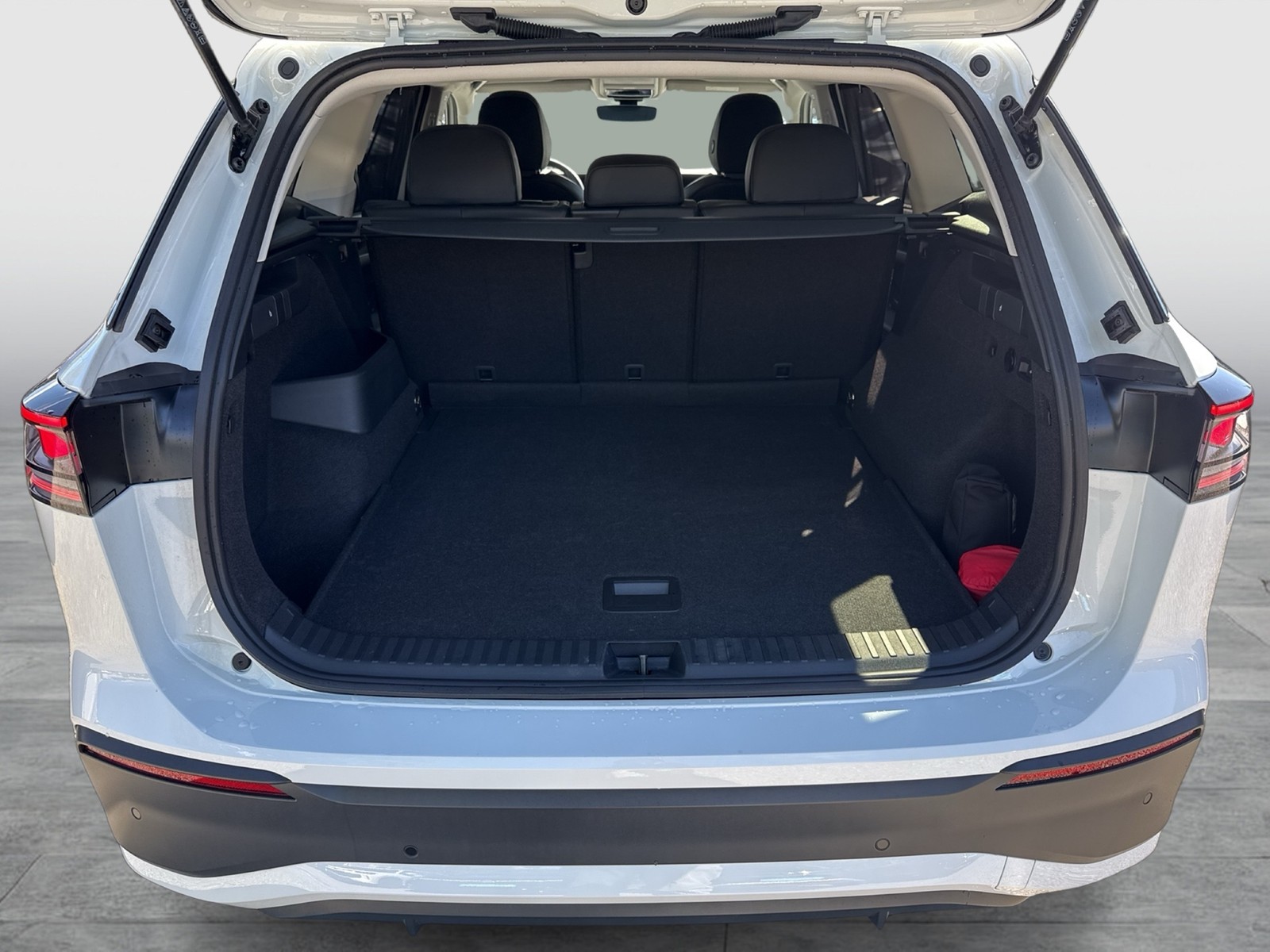 Volkswagen Tayron 2.0 LIFE 4X4 AHK CAM ACC LM18 NAVI SITZHZ