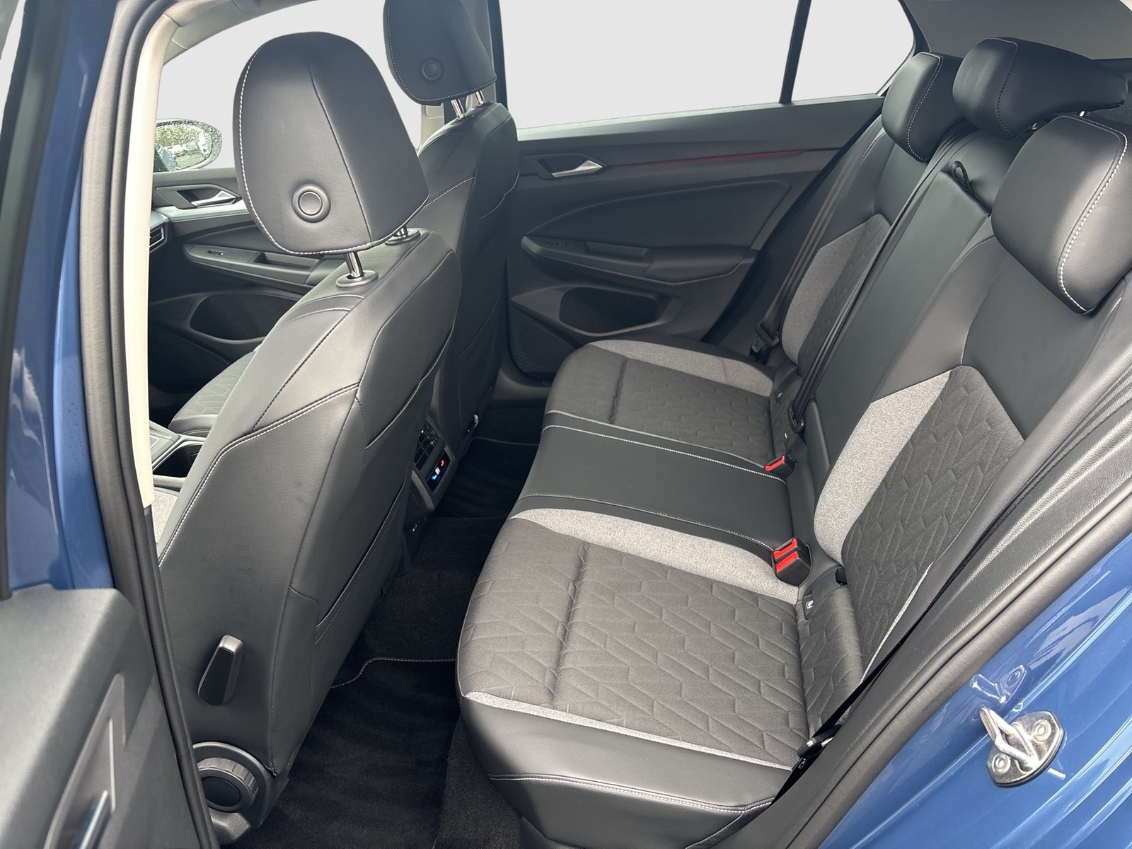 Volkswagen Golf VIII 1.5 HYBRID GOAL FACELIFT CAM ACC LM17