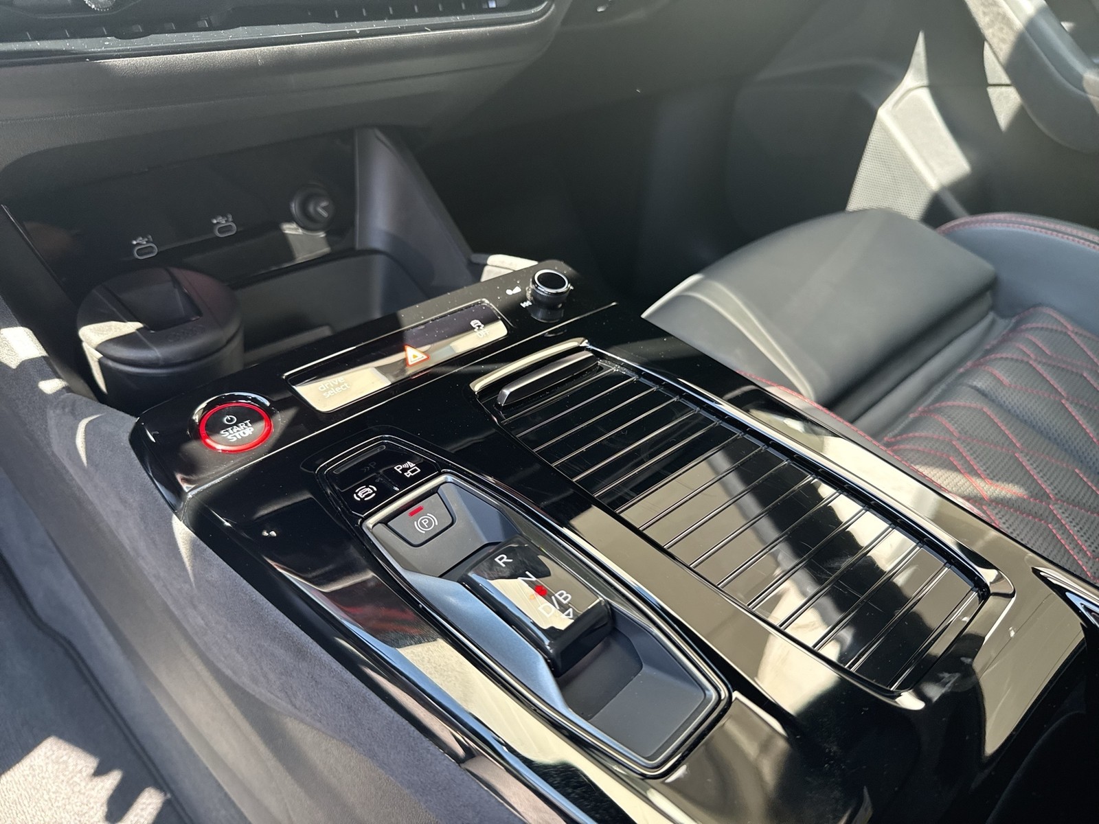 Audi A6 e-tron Avant Qu. S LINE B&O AHK ALU21 TECH-PRO