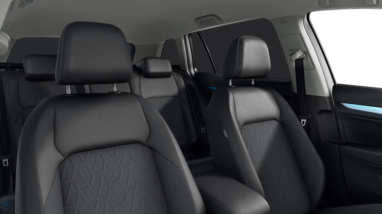 Volkswagen Golf Variant VIII 1.5 eTSI ENERGY HARMAN KARDON
