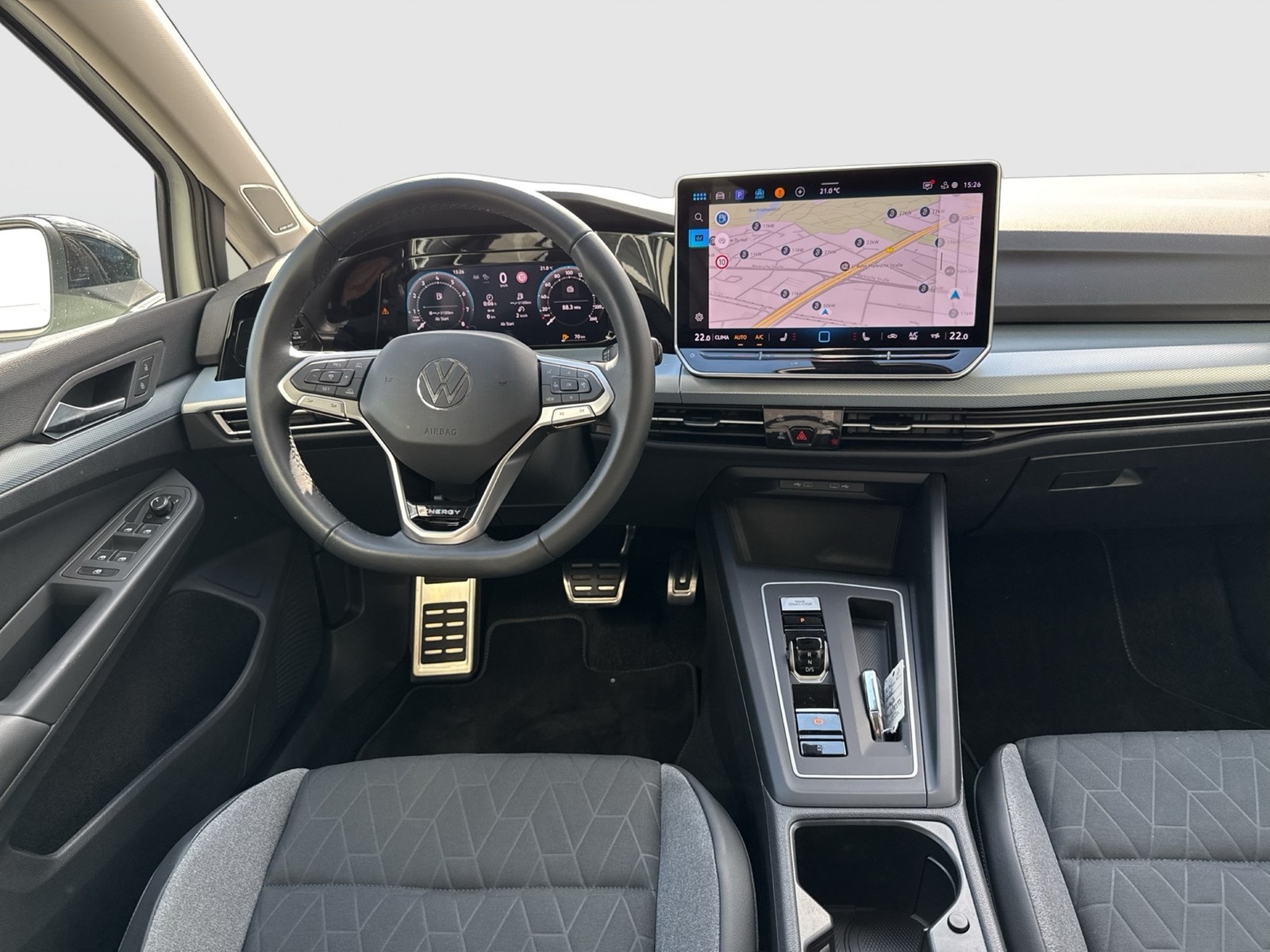 Volkswagen Golf Variant VIII 1.5 eTSI ENERGY HARMAN KARDON