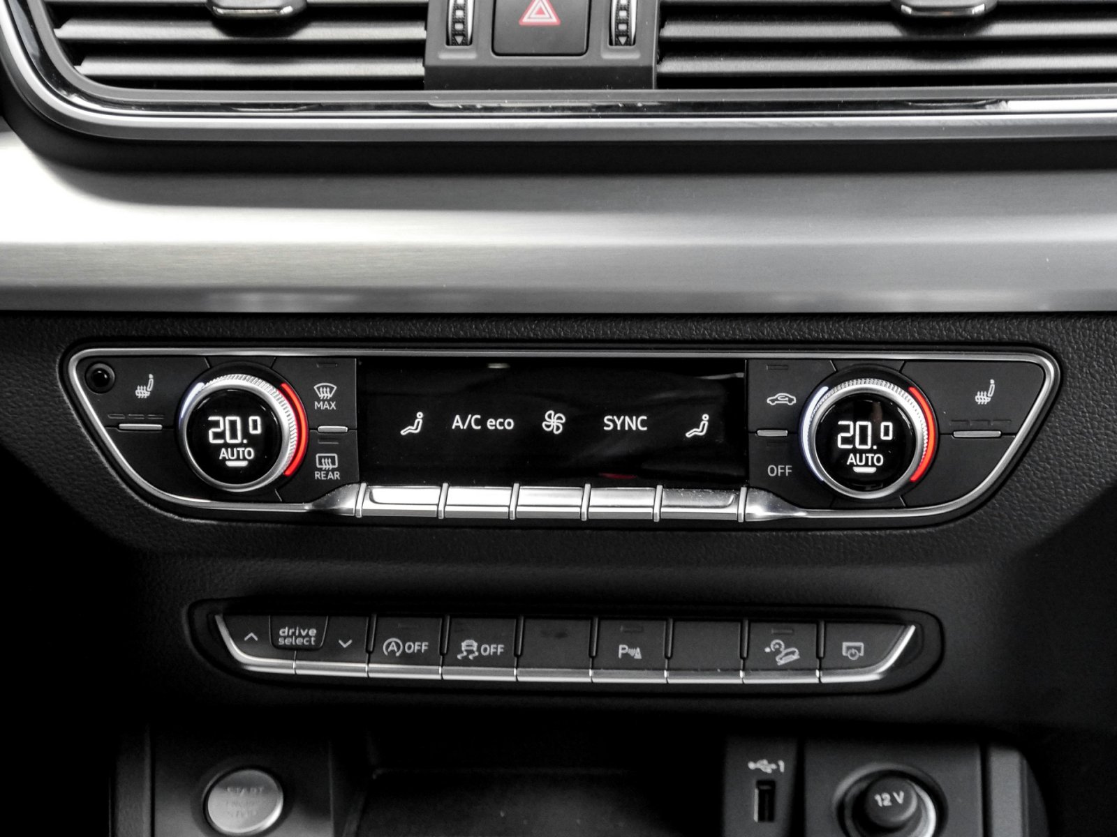 Audi Q5 40 quattro S LINE BLACKPAK CAM LM19 MATRIXLED
