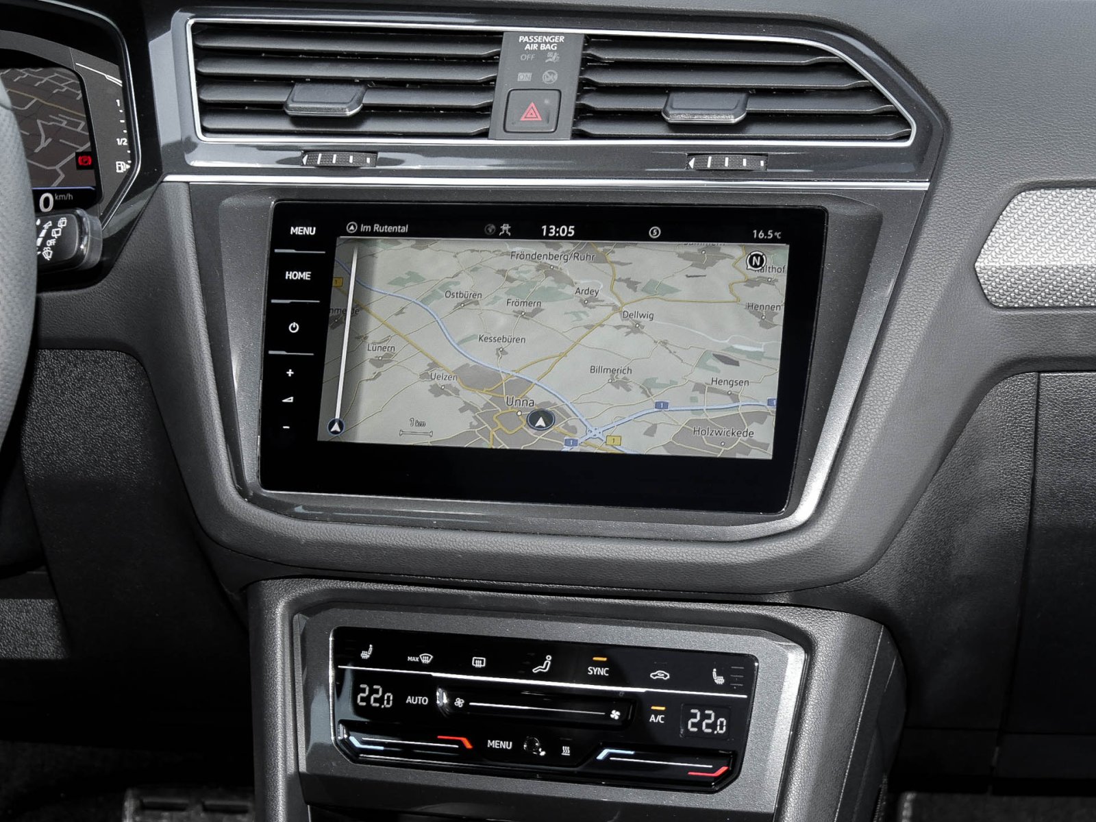Volkswagen Tiguan 2.0 R-LINE STANDHZ. PANO AHK 360°CAM LM19