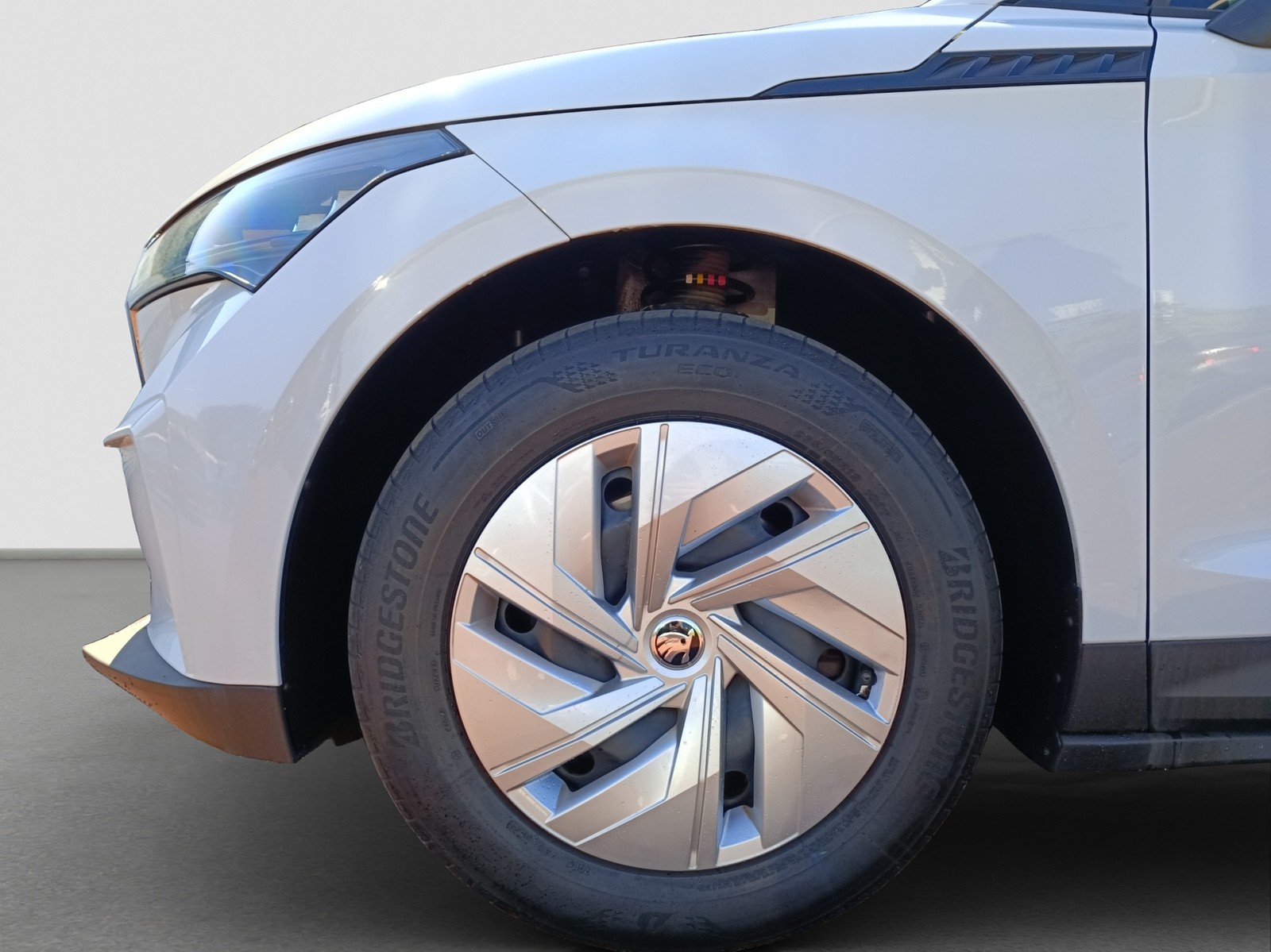 Skoda Enyaq 50 LOFT NAVI LED SITZHEIZUNG TEMPOMAT DAB