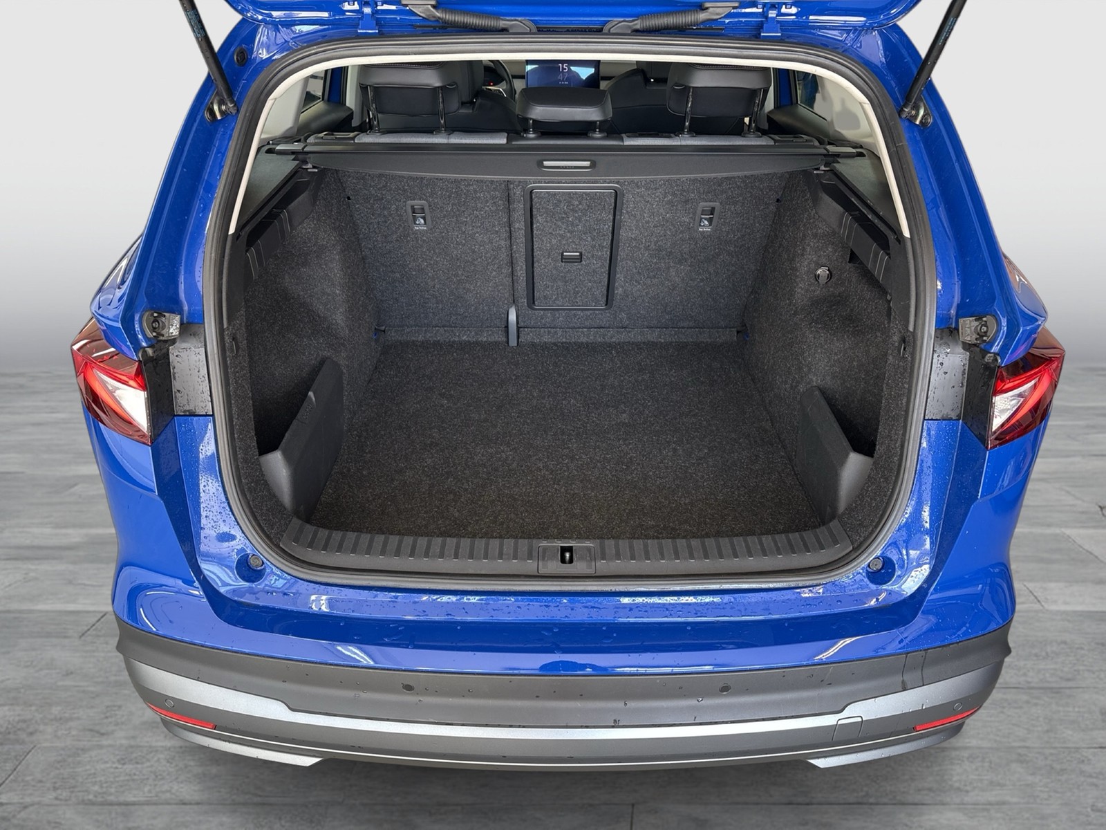 Skoda Enyaq 50 LOFT CAM LM19 NAVI KEYLESS-GO EINPARKH.