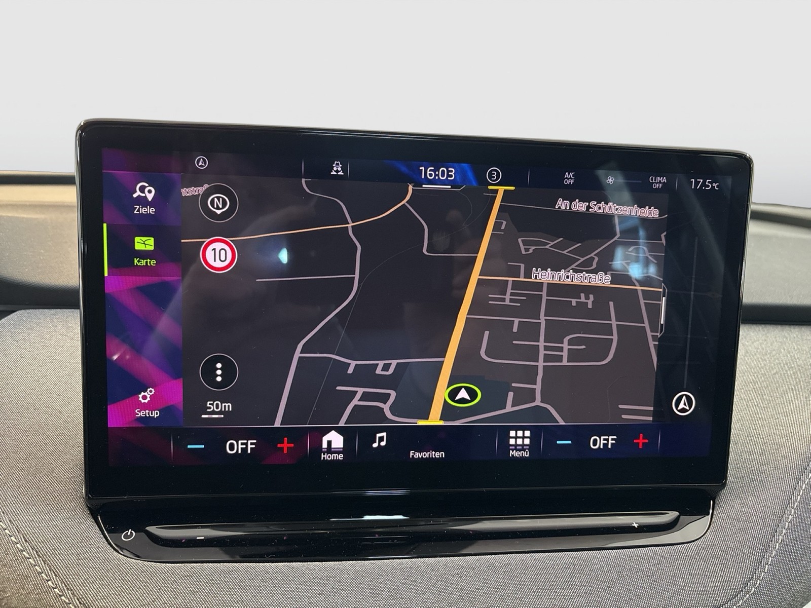 Skoda Enyaq 50 LOFT CAM LM19 NAVI KEYLESS-GO EINPARKH.