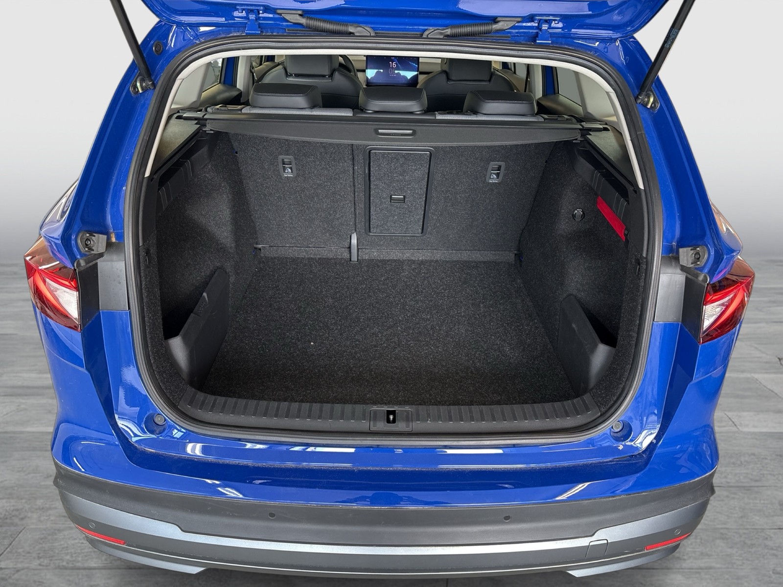 Skoda Enyaq 50 LOFT CAM LM19 NAVI KEYLESS-GO EINPARKH.