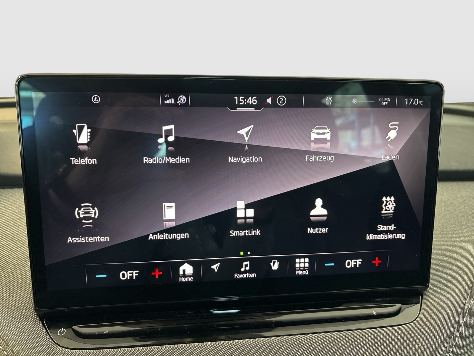 Skoda Enyaq 50 LOFT CAM LM19 NAVI KEYLESS-GO EINPARKH.