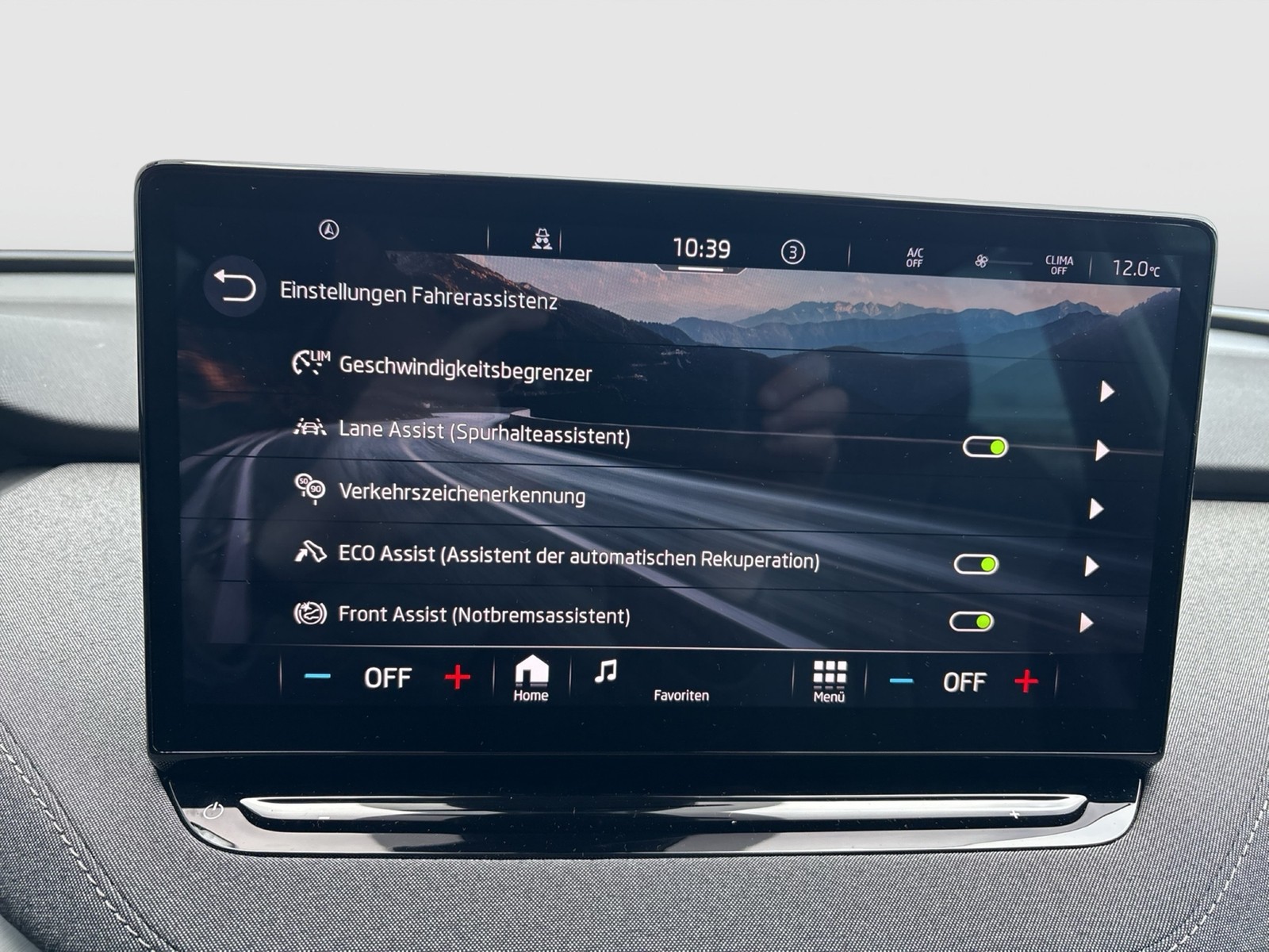 Skoda Enyaq 50 LOFT CAM LM19 NAVI KEYLESS-GO EINPARKH.