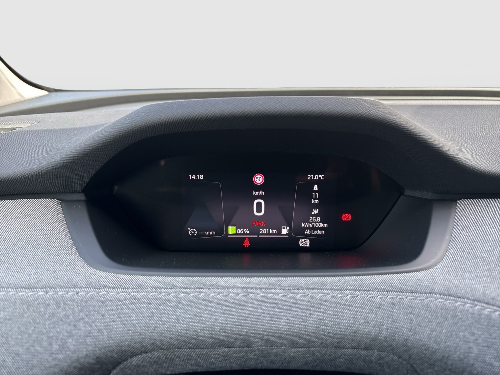 Skoda Enyaq 50 LOFT CAM LM19 NAVI KEYLESS-GO EINPARKH.