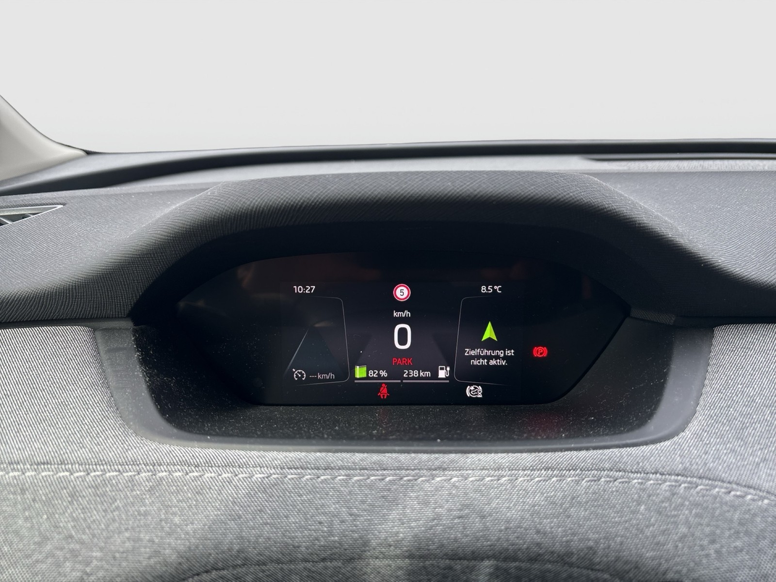 Skoda Enyaq 50 LOFT CAM LM19 NAVI KEYLESS-GO EINPARKH.