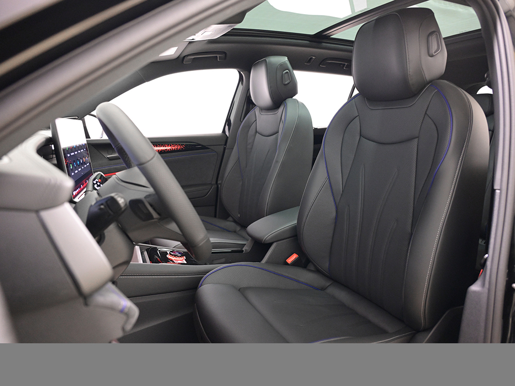 Volkswagen Tayron eHYBRID R-LINE DSG