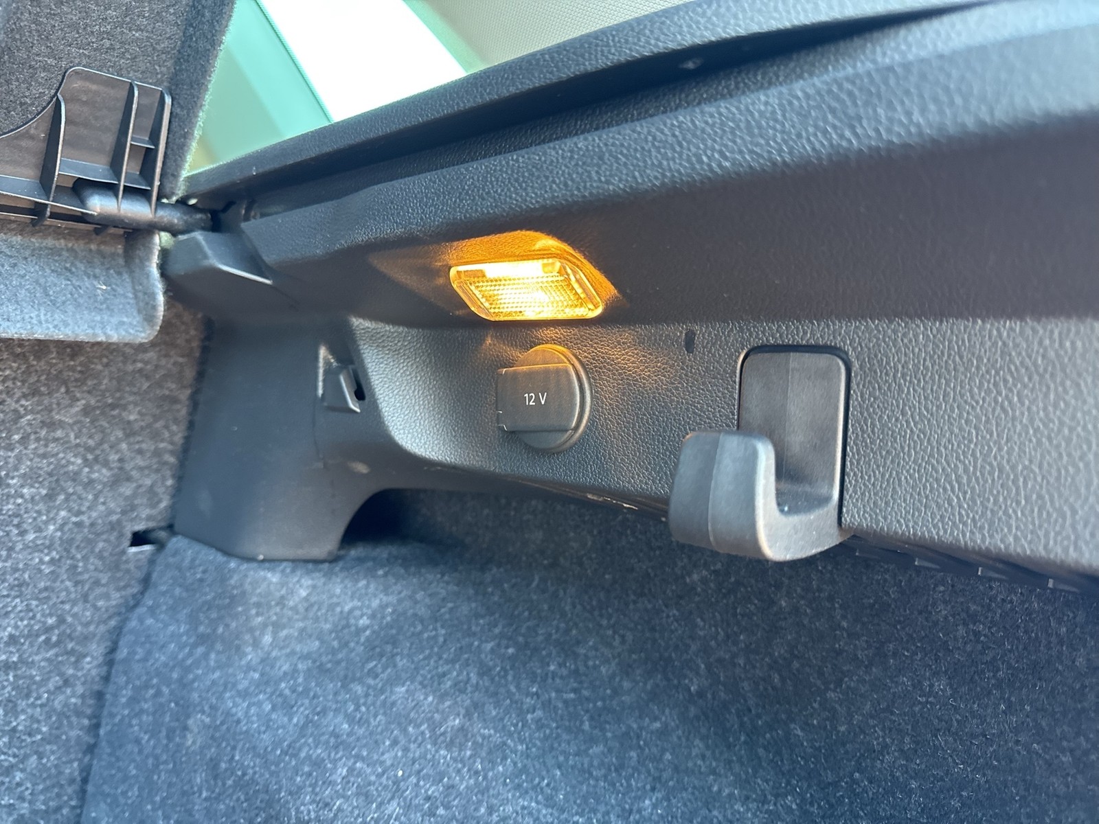 Skoda Kamiq 1.5 TOUR BLACKPACKAGE CAM ACC MATRIX NAVI