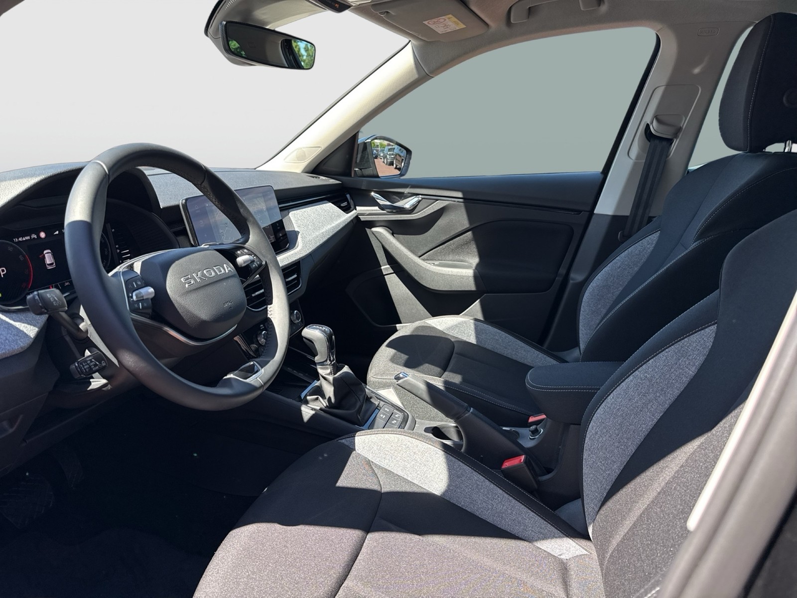Skoda Kamiq 1.5 TOUR BLACKPACKAGE CAM ACC MATRIX NAVI