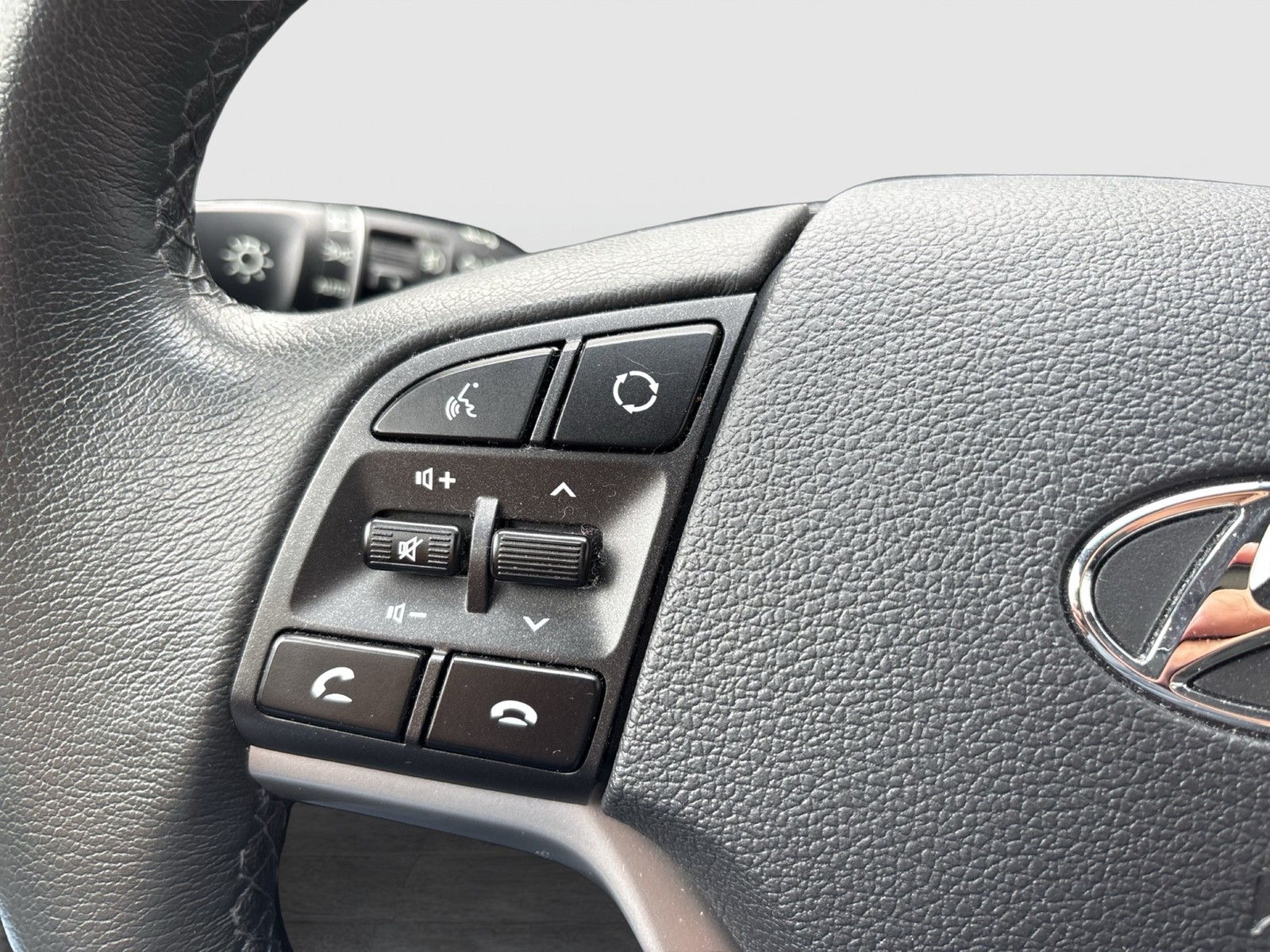 Hyundai Tucson 1.6 ADVANTAGE ALU18" KAMERA NAVI SITZHEIZ