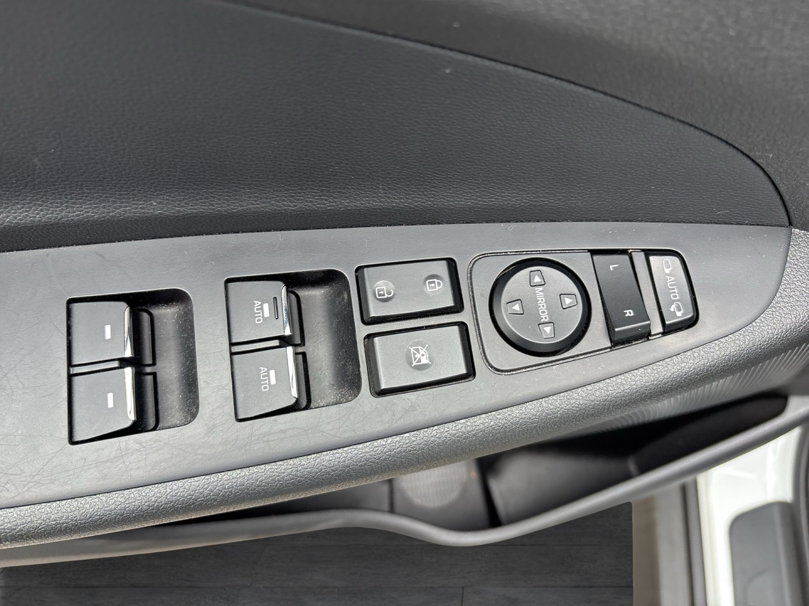 Hyundai Tucson 1.6 ADVANTAGE ALU18" KAMERA NAVI SITZHEIZ