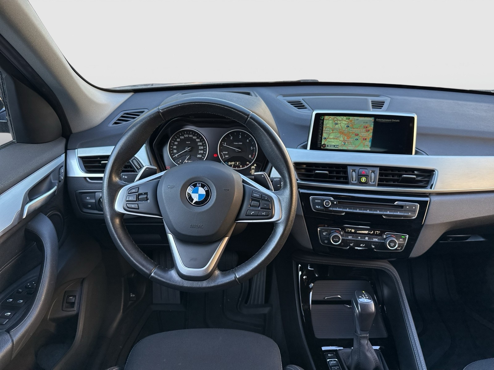 BMW X1 20 d SPORT LINE 4X4 AHK CAM LM18 HEAD-UP NAVI
