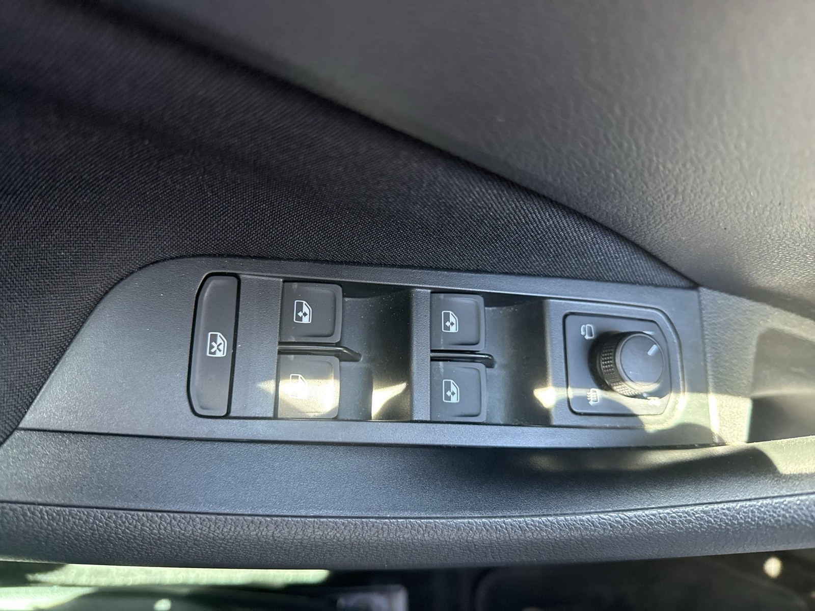 Skoda Kamiq 1.5 TOUR BLACKPACKAGE CAM ACC MATRIX NAVI