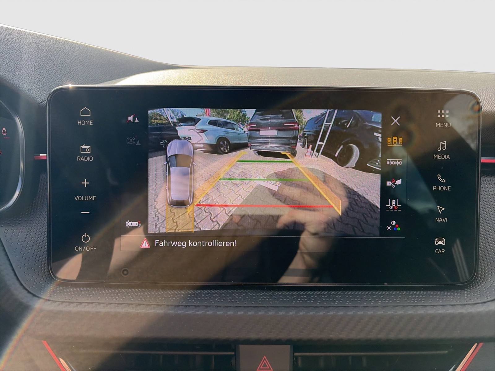 Skoda Scala 1.5 MONTE CARLO PANO CAM MATRIX NAVI LM17
