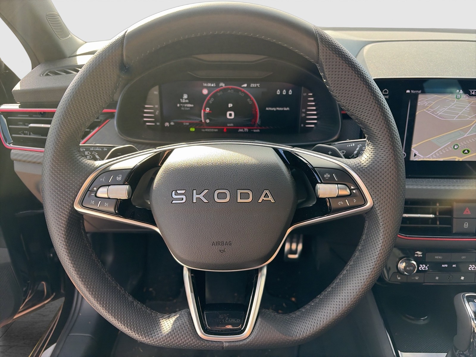 Skoda Scala 1.5 MONTE CARLO PANO CAM MATRIX NAVI LM17