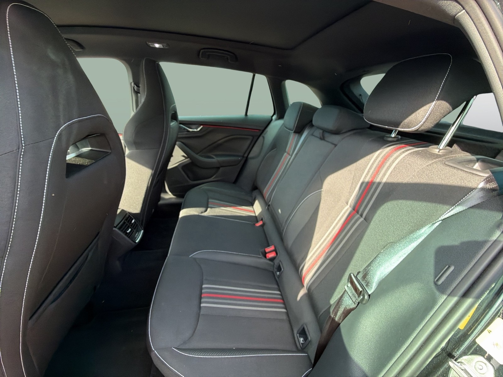 Skoda Scala 1.5 MONTE CARLO PANO CAM MATRIX NAVI LM17