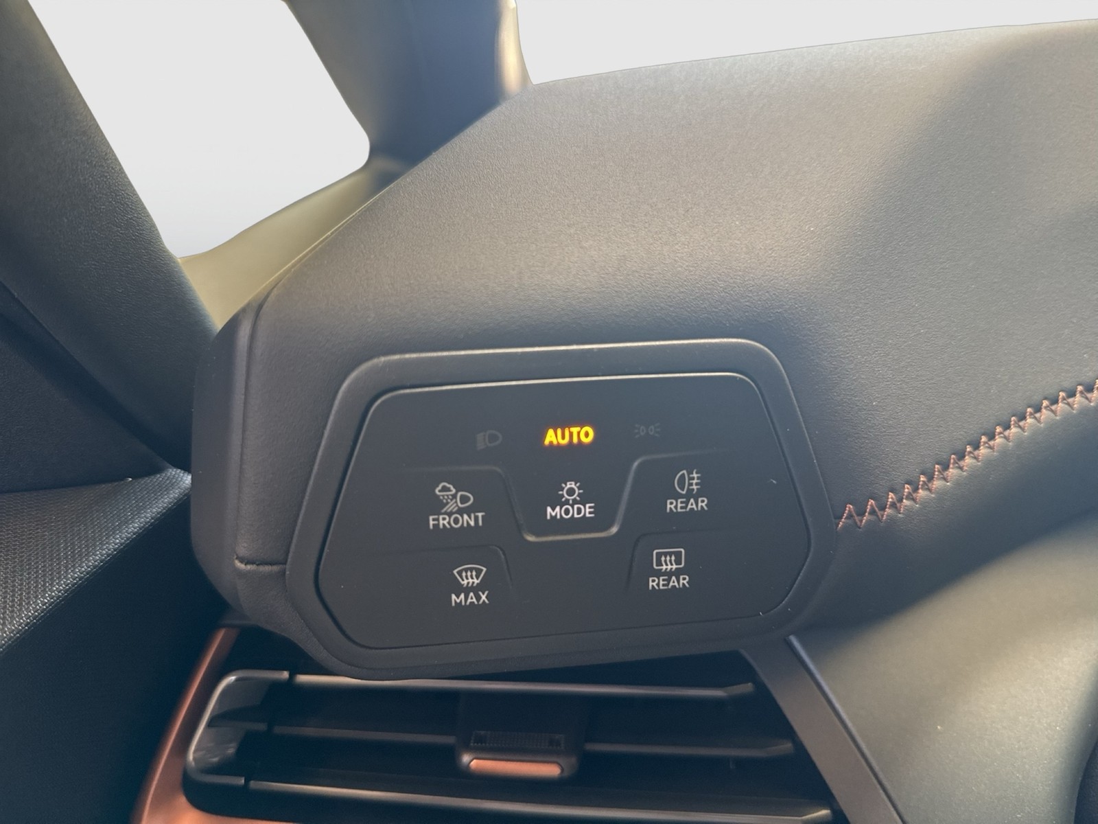 Cupra Born VZ WÄRMEPUMPE PANO 360°CAM ACC LM20 NAVI