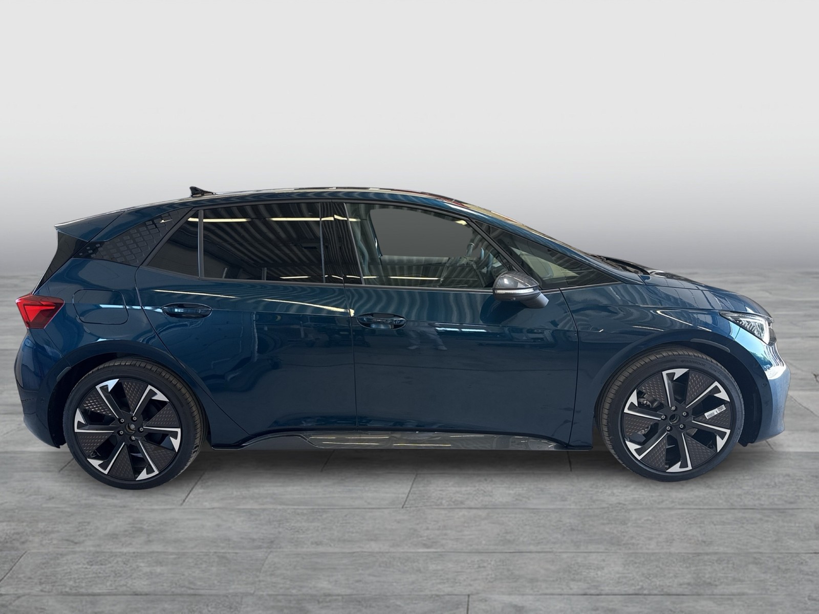 Cupra Born VZ WÄRMEPUMPE PANO 360°CAM ACC LM20 NAVI