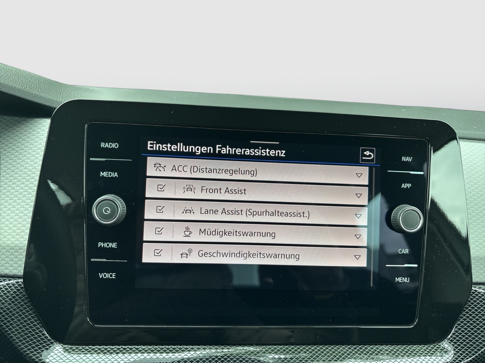 Volkswagen T-Cross 1.5 LIFE CAM ACC NAVI ALU CARPLAY SITZHZ