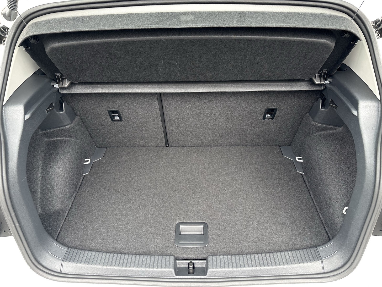Volkswagen T-Cross 1.5 LIFE CAM ACC NAVI ALU CARPLAY SITZHZ