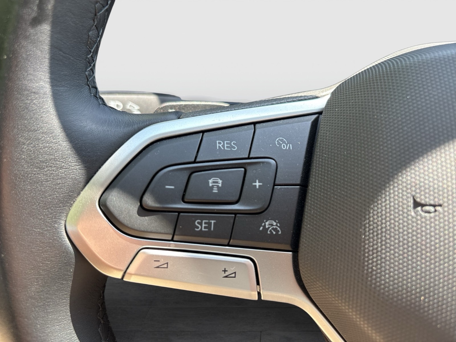 Volkswagen Passat Variant 1.5 BUSINESS KAMERA ACC NAVI CARPLAY