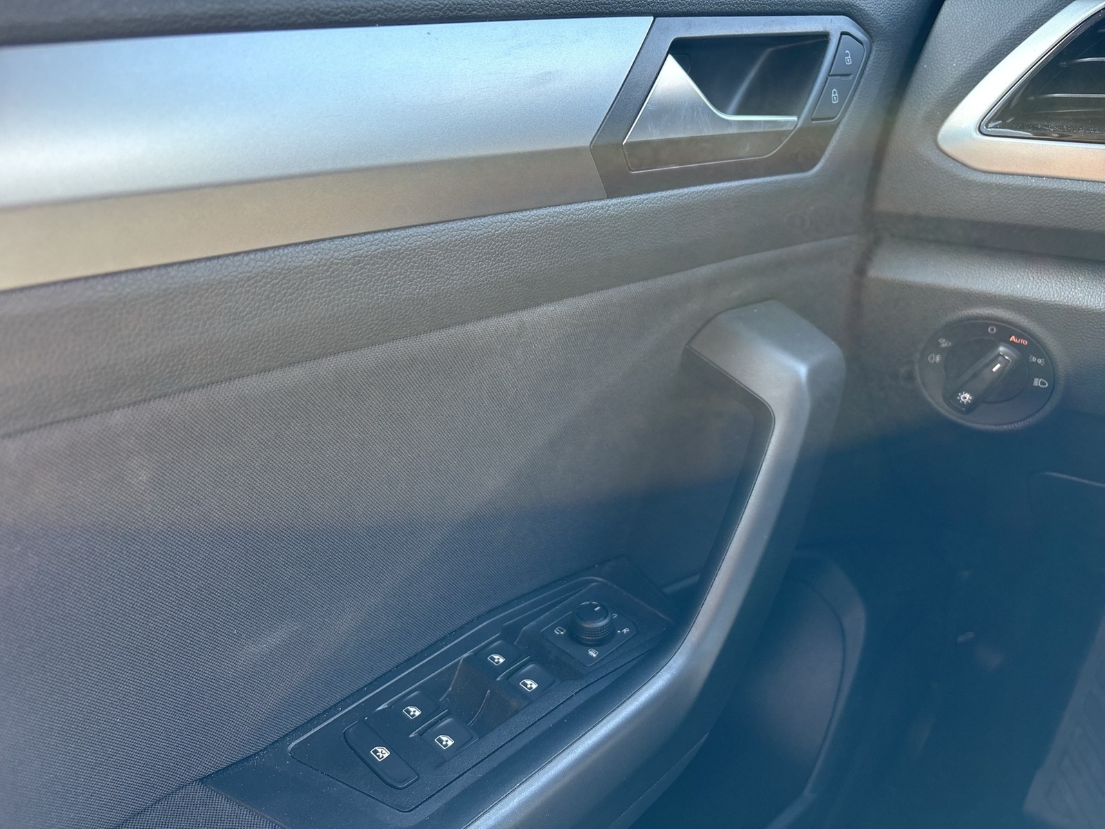 Volkswagen T-Roc 1.5 LIFE ACC LM17 NAVI LED+ CARPLAY