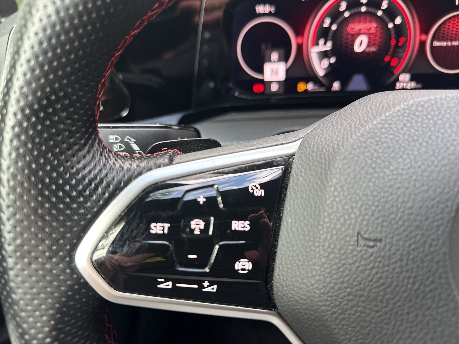 Volkswagen Golf 2.0 GTI CLUBSPORT ACC LM18 CARPLAY