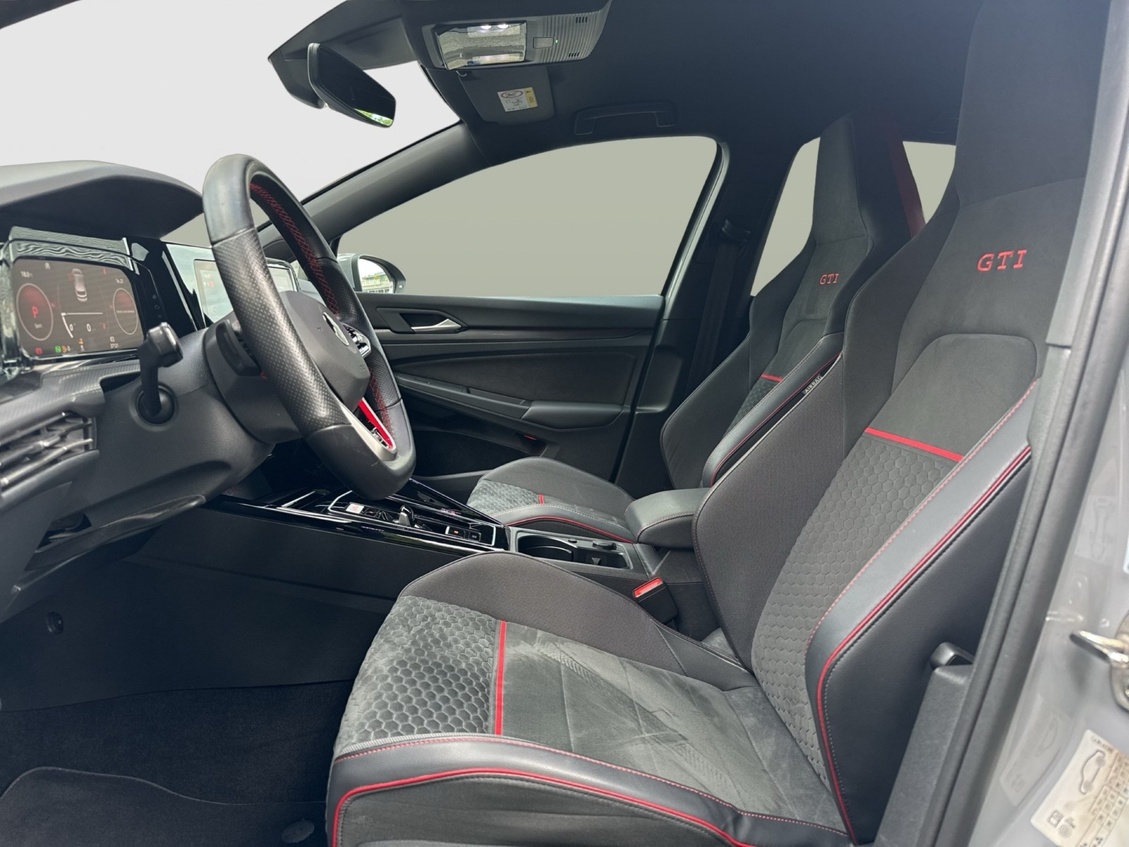Volkswagen Golf 2.0 GTI CLUBSPORT ACC LM18 CARPLAY
