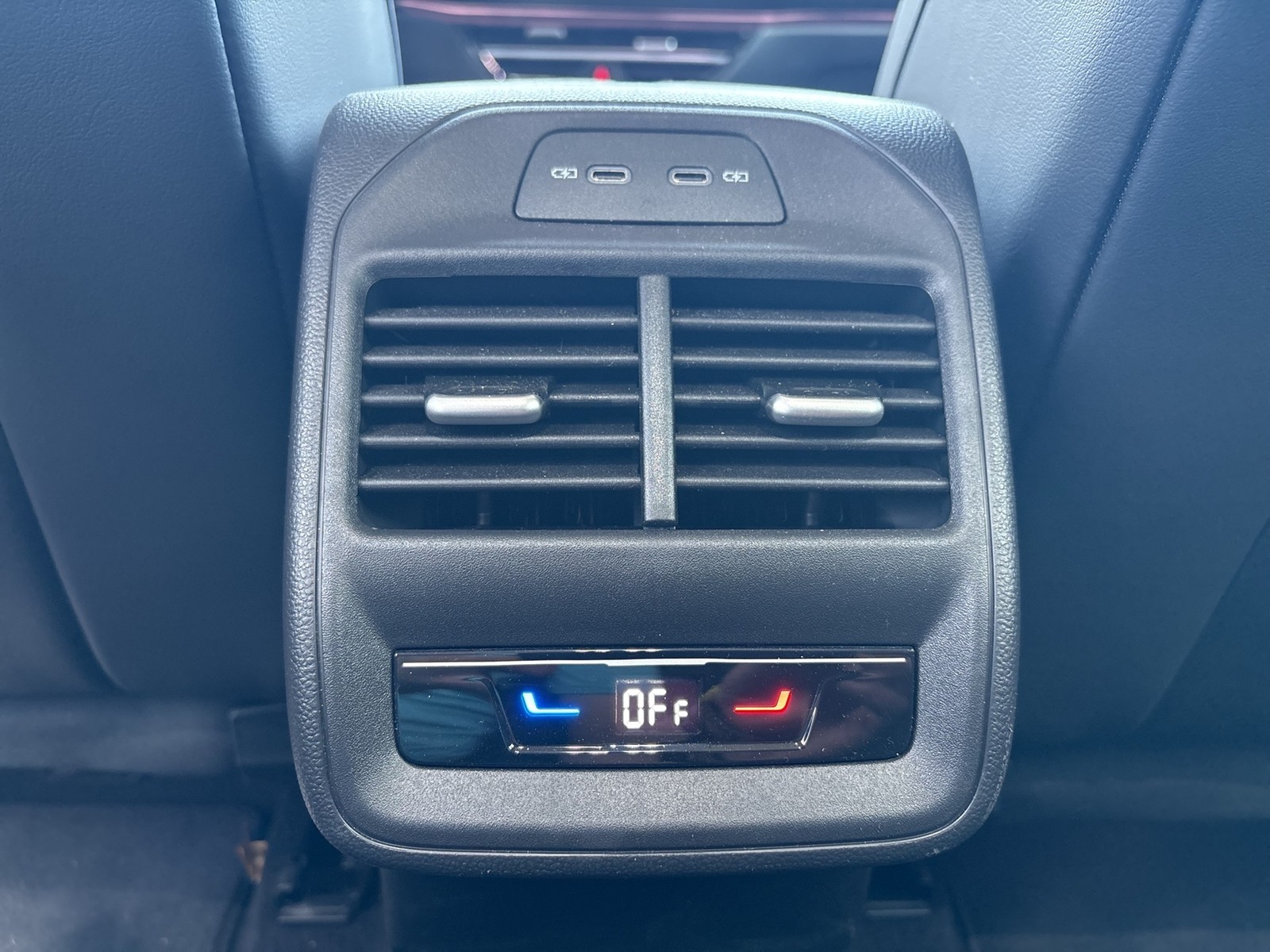 Volkswagen Passat Variant 2.0 ELEGANCE 4X4 AHK CAM ACC NAVI