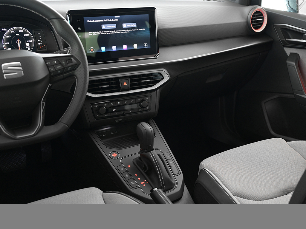 Seat Arona 1.0 FR DSG NAVI KEYLESS CAM LED LM16
