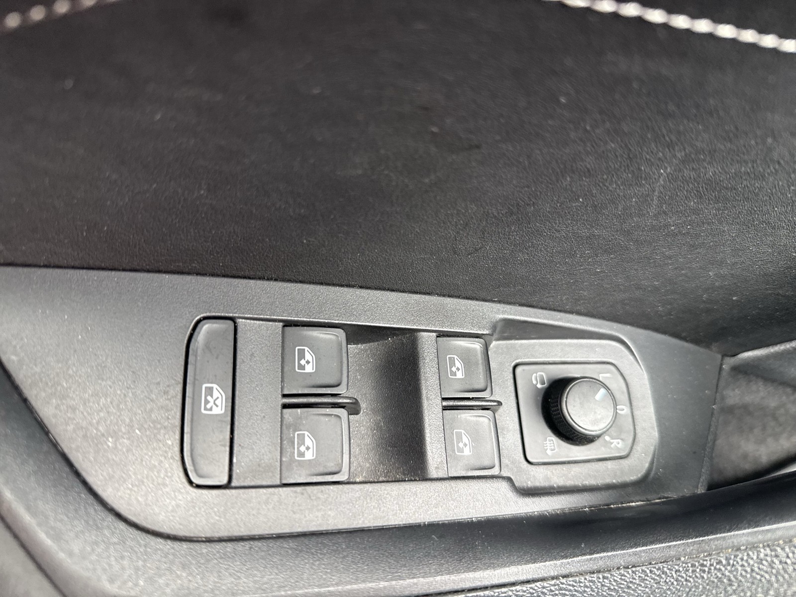 Skoda Kodiaq 2.0 STYLE LEDER AHK ACC LM18 MATRIX NAVI