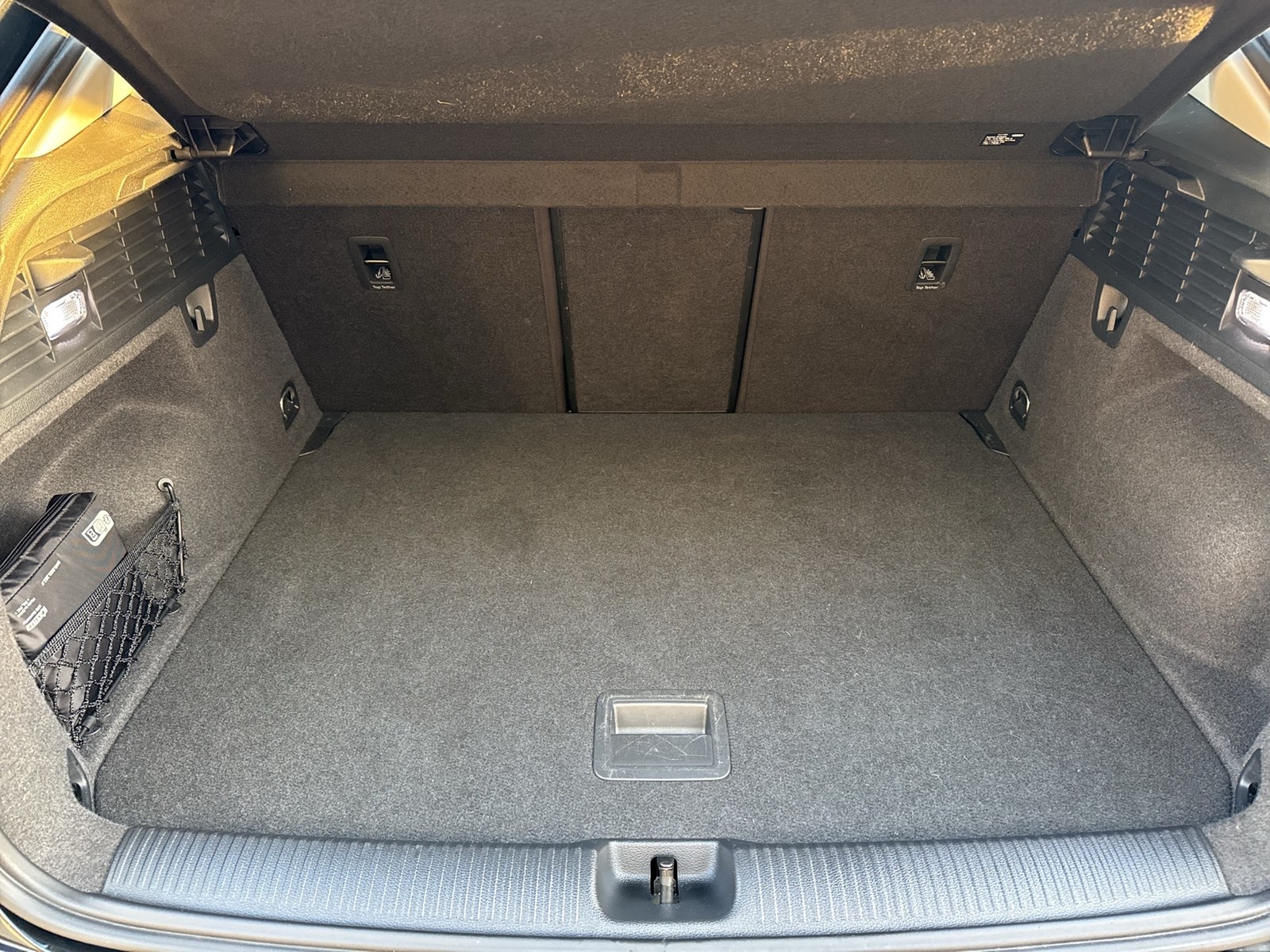 Audi Q2 30 advanced BLACKPAK CAM ACC E-KLAPPE NAVI+