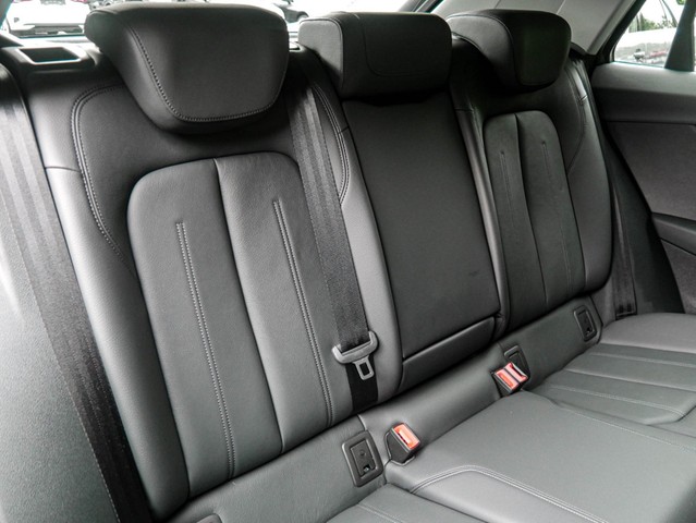 Audi Q2 30 advanced BLACKPAK CAM ACC E-KLAPPE NAVI+