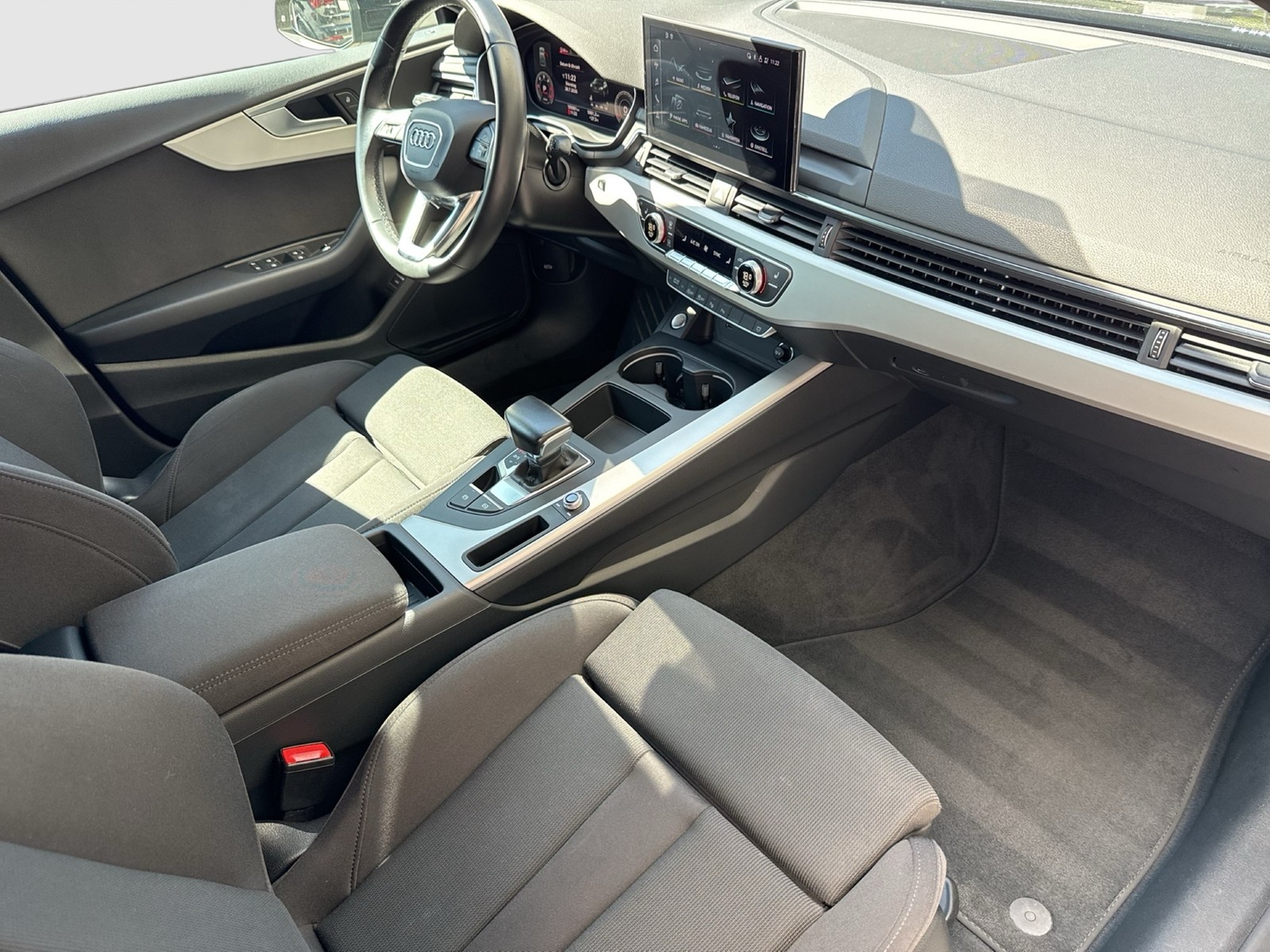 Audi A5 Sportback 40 S LINE BLACKPAK STANDHEIZ AHK CAM