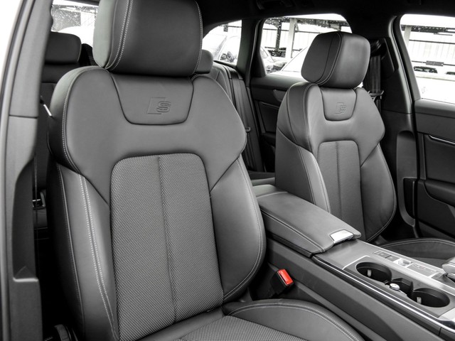 Audi A6 Avant 45 quattro S LINE BLACKPAK AHK ACC LM20