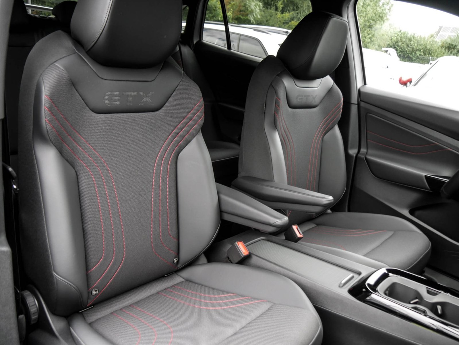 Volkswagen ID.5 GTX 4X4 WÄRMEPUMPE ALU20 MATRIX-LED