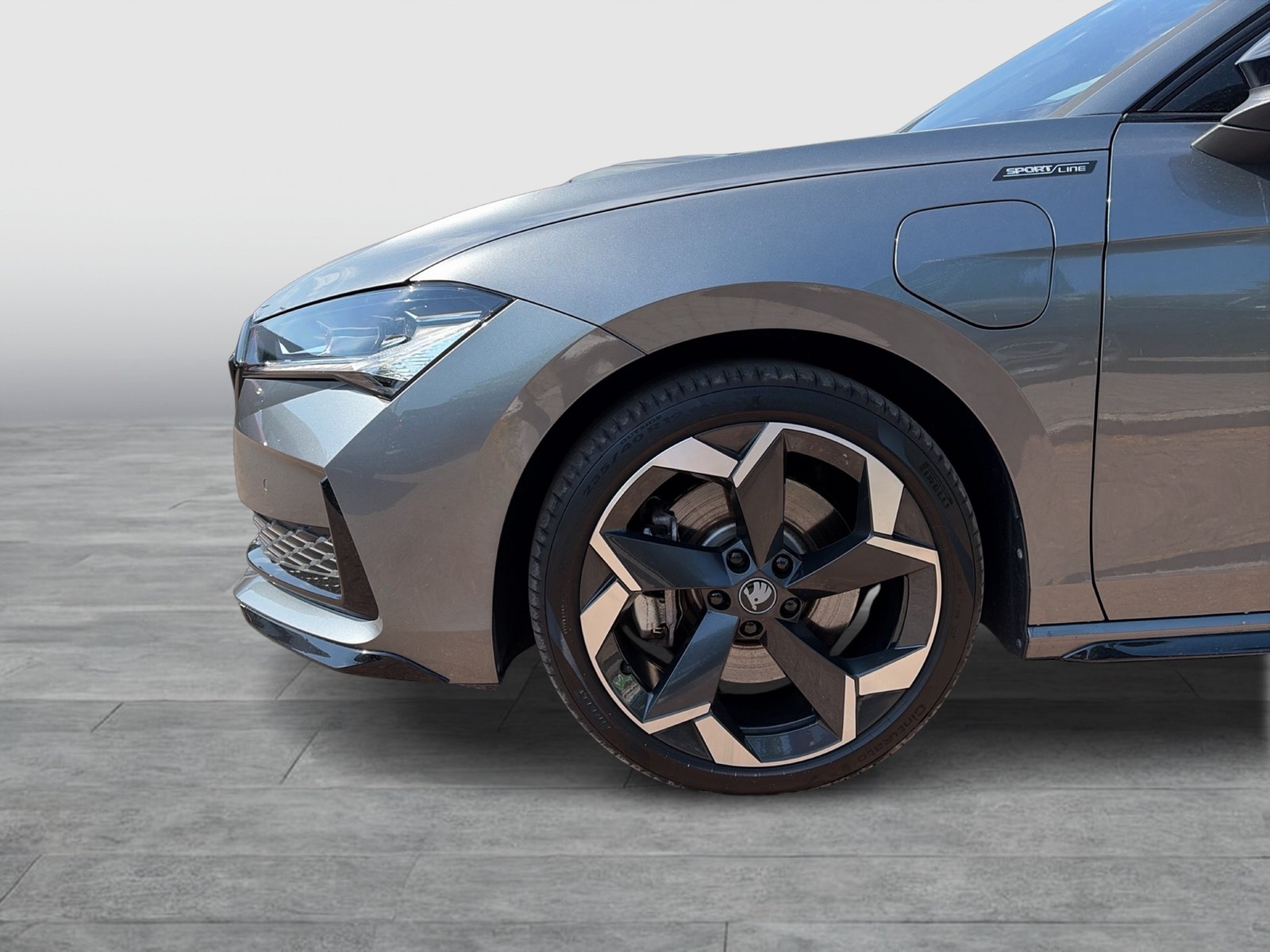 Skoda Superb Combi 1.5 iV SPORTLINE CANTON AHK LM19